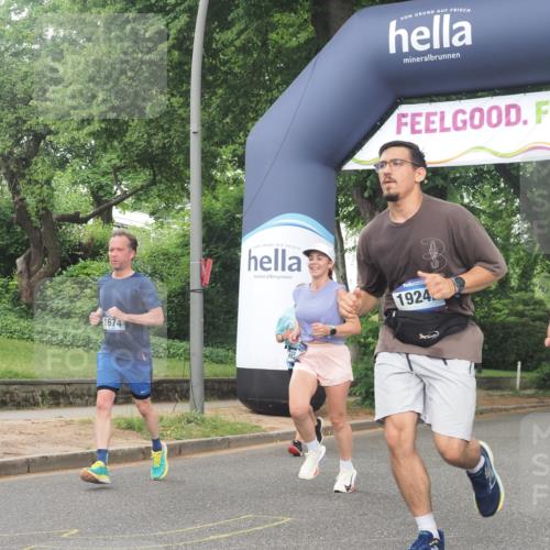 29.06.2025 - hella hamburg halbmarathon KatJ http://msf.ph/oto/8518931 29.06.2025 10:48:51 Zwischen KM18-KM19 1674, 1726, 1823, 5305, 6602, 7636, 7658, 8045, 8478 meine-sportfotos.de