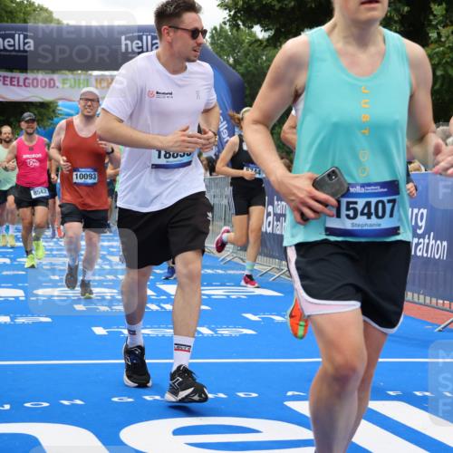 29.06.2025 - hella hamburg halbmarathon Strokosch-Dieckow http://msf.ph/oto/8518936 29.06.2025 10:56:30 Ziel 1583, 2083, 3048, 3413, 5721, 5744, 6399, 6416, 6759, 7037, 7742, 8311, 8542, 8652, 8863, 9562, 9622, 10093, 10665, 12509, 13863, 15145, 15407, 15818, 16257, 16261, 17259, 17268, 17734, 18746, 18835, 19120 meine-sportfotos.de