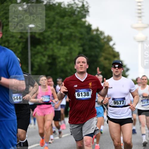 29.06.2025 - hella hamburg halbmarathon Dr. Thomas Lammeyer http://msf.ph/oto/8518937 29.06.2025 10:04:39 Kennedybrücke 1019, 1544, 1568, 1583, 1611, 1681, 2027, 2086, 2236, 2426, 2474, 2606, 2652, 2982, 3059, 3141, 3319, 3400, 3983, 4579, 4616, 4767, 4940, 4945, 5033, 5418, 6138, 6174, 6220, 6443, 6470, 6636, 8669, 9450, 9485, 9553, 9555, 9577, 9622, 10188, 10271, 10534, 10599, 10742, 10766, 10797, 11324 meine-sportfotos.de