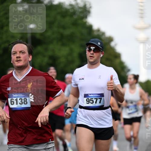29.06.2025 - hella hamburg halbmarathon Dr. Thomas Lammeyer http://msf.ph/oto/8518975 29.06.2025 10:04:40 Kennedybrücke 1019, 1544, 1568, 1583, 1611, 1681, 2027, 2086, 2236, 2426, 2474, 2606, 2652, 2982, 3059, 3141, 3319, 3400, 3983, 4579, 4616, 4767, 4940, 4945, 5033, 5418, 6138, 6174, 6220, 6443, 6470, 6757, 8255, 8669, 9450, 9485, 9553, 9555, 9577, 10188, 10271, 10534, 10599, 10766, 10797, 11324 meine-sportfotos.de