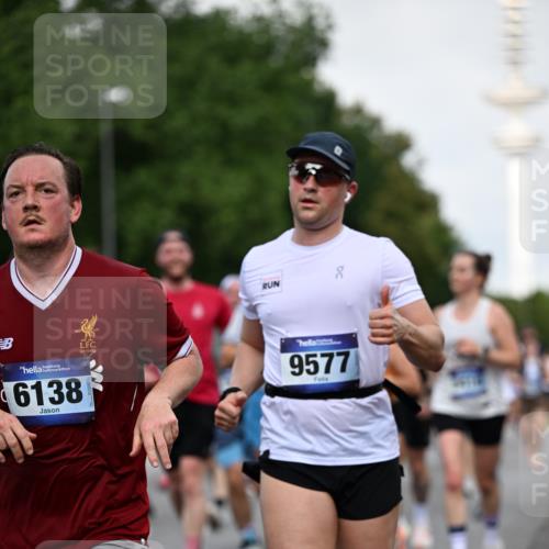 29.06.2025 - hella hamburg halbmarathon Dr. Thomas Lammeyer http://msf.ph/oto/8518981 29.06.2025 10:04:41 Kennedybrücke 1019, 1544, 1568, 1583, 1611, 1681, 2086, 2236, 2426, 2474, 2606, 2652, 2982, 3059, 3141, 3319, 3400, 3983, 4579, 4616, 4767, 4940, 4945, 5033, 5418, 6138, 6174, 6220, 6443, 6470, 6757, 8255, 9450, 9485, 9553, 9555, 9577, 10188, 10271, 10599, 10766, 10797, 11324 meine-sportfotos.de