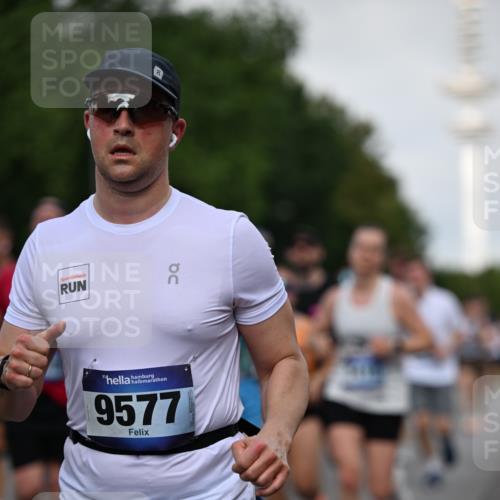 29.06.2025 - hella hamburg halbmarathon Dr. Thomas Lammeyer http://msf.ph/oto/8519007 29.06.2025 10:04:41 Kennedybrücke 1019, 1544, 1568, 1583, 1611, 1681, 2086, 2236, 2426, 2474, 2606, 2652, 2982, 3059, 3141, 3319, 3400, 3983, 4579, 4616, 4767, 4940, 4945, 5033, 5418, 6138, 6174, 6220, 6443, 6470, 6757, 8255, 9450, 9485, 9553, 9555, 9577, 10188, 10271, 10599, 10766, 10797, 11324 meine-sportfotos.de