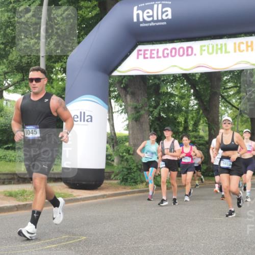 29.06.2025 - hella hamburg halbmarathon KatJ http://msf.ph/oto/8519023 29.06.2025 10:48:54 Zwischen KM18-KM19 1674, 6752, 7636, 8045, 8478 meine-sportfotos.de