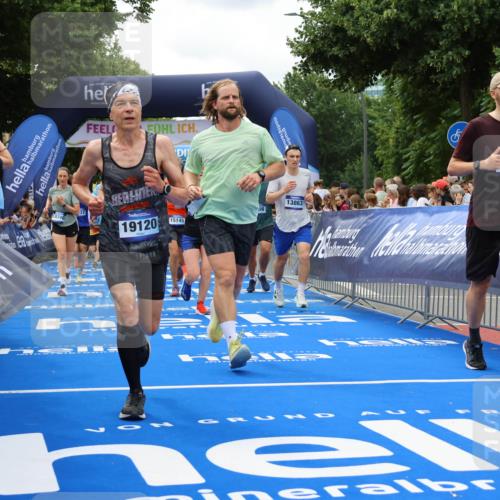 29.06.2025 - hella hamburg halbmarathon Strokosch-Dieckow http://msf.ph/oto/8519057 29.06.2025 10:56:34 Ziel 1583, 2083, 3413, 4152, 5721, 5744, 6399, 6416, 6759, 7037, 7646, 8311, 8542, 8652, 8744, 9488, 9562, 10093, 11083, 11870, 12509, 13863, 15145, 15407, 16257, 16261, 17259, 17268, 17734, 18340, 18746, 18835, 18899, 19120 meine-sportfotos.de