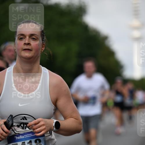 29.06.2025 - hella hamburg halbmarathon Dr. Thomas Lammeyer http://msf.ph/oto/8519093 29.06.2025 10:04:44 Kennedybrücke 1019, 1544, 1568, 1583, 1611, 1681, 2086, 2236, 2426, 2982, 3059, 3141, 3319, 3400, 3983, 4579, 4616, 4945, 5033, 5418, 6138, 6174, 6220, 6714, 6757, 8255, 8478, 9450, 9553, 9555, 9577, 10188, 10271, 10599, 10797, 11324 meine-sportfotos.de