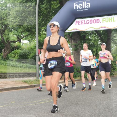 29.06.2025 - hella hamburg halbmarathon KatJ http://msf.ph/oto/8519096 29.06.2025 10:48:56 Zwischen KM18-KM19 1674, 4095, 6674, 6752, 8045, 8478 meine-sportfotos.de