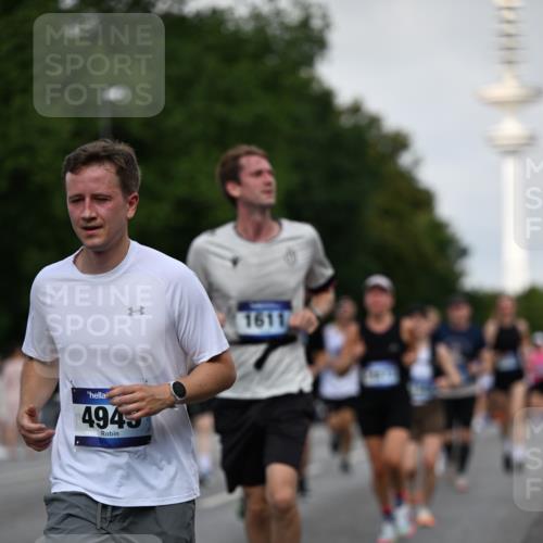 29.06.2025 - hella hamburg halbmarathon Dr. Thomas Lammeyer http://msf.ph/oto/8519182 29.06.2025 10:04:46 Kennedybrücke 1019, 1544, 1568, 1583, 1611, 1681, 2086, 2236, 2426, 3059, 3141, 3400, 3983, 4616, 4945, 5033, 5418, 5870, 6138, 6220, 6714, 6757, 8255, 8478, 9450, 9553, 9555, 9577, 10188, 10271, 10599, 10797, 11324 meine-sportfotos.de