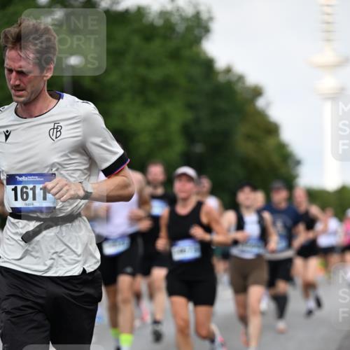 29.06.2025 - hella hamburg halbmarathon Dr. Thomas Lammeyer http://msf.ph/oto/8519225 29.06.2025 10:04:47 Kennedybrücke 1544, 1568, 1611, 1681, 2086, 2236, 2354, 3059, 3141, 3400, 3983, 4616, 4708, 4945, 5033, 5418, 5870, 6138, 6147, 6220, 6714, 6757, 8255, 8478, 9553, 9555, 9577, 10188, 10271, 10797, 11324 meine-sportfotos.de