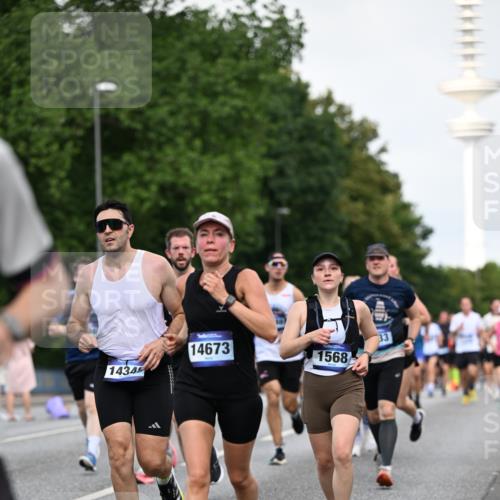 29.06.2025 - hella hamburg halbmarathon Dr. Thomas Lammeyer http://msf.ph/oto/8519236 29.06.2025 10:04:48 Kennedybrücke 1544, 1568, 1611, 1681, 2086, 2236, 2354, 3059, 3141, 3400, 3740, 3983, 4238, 4616, 4708, 4945, 5033, 5418, 5870, 6138, 6147, 6714, 6757, 8255, 8478, 9553, 9555, 9577, 10188, 10271, 10797, 11324 meine-sportfotos.de