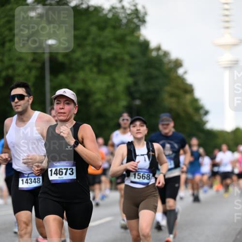 29.06.2025 - hella hamburg halbmarathon Dr. Thomas Lammeyer http://msf.ph/oto/8519270 29.06.2025 10:04:48 Kennedybrücke 1544, 1568, 1611, 1681, 2086, 2236, 2354, 3059, 3141, 3400, 3740, 3983, 4238, 4616, 4708, 4945, 5033, 5418, 5870, 6138, 6147, 6714, 6757, 8255, 8478, 9553, 9555, 9577, 10188, 10271, 10797, 11324 meine-sportfotos.de