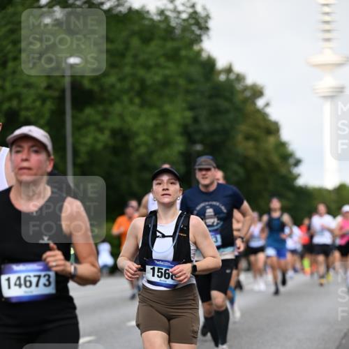 29.06.2025 - hella hamburg halbmarathon Dr. Thomas Lammeyer http://msf.ph/oto/8519292 29.06.2025 10:04:49 Kennedybrücke 1544, 1568, 1611, 1681, 2236, 2354, 3141, 3400, 3740, 3983, 4238, 4616, 4708, 4945, 5033, 5418, 5870, 6138, 6147, 6714, 6757, 8255, 8478, 9553, 9555, 9577, 10188, 10271, 10797, 11324 meine-sportfotos.de