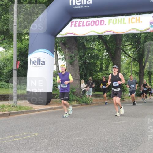 29.06.2025 - hella hamburg halbmarathon KatJ http://msf.ph/oto/8519293 29.06.2025 10:49:08 Zwischen KM18-KM19 6631, 8176 meine-sportfotos.de