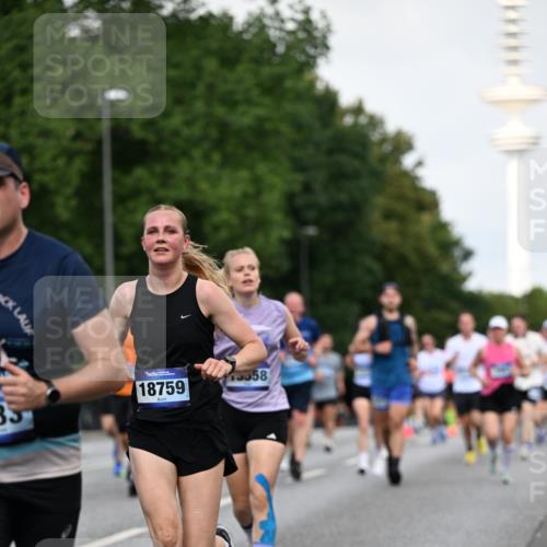 29.06.2025 - hella hamburg halbmarathon Dr. Thomas Lammeyer http://msf.ph/oto/8519439 29.06.2025 10:04:51 Kennedybrücke 1544, 1568, 1611, 1681, 2236, 2354, 3141, 3740, 3983, 4238, 4616, 4708, 4945, 5033, 5418, 5870, 6138, 6147, 6487, 6531, 6714, 6757, 6835, 8255, 8478, 9553, 9555, 9577, 10188, 10271, 10797, 11324 meine-sportfotos.de