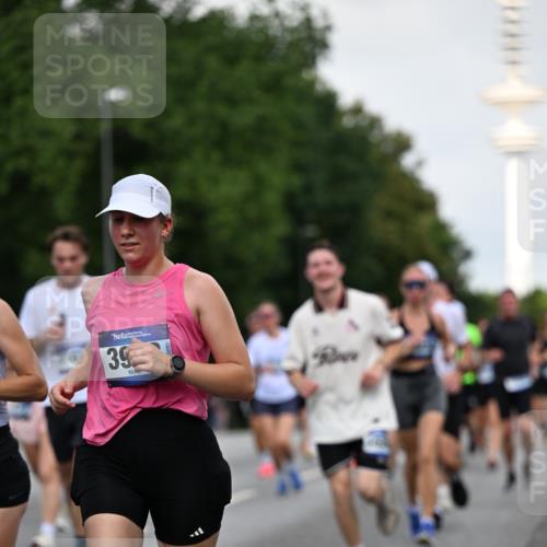 29.06.2025 - hella hamburg halbmarathon Dr. Thomas Lammeyer http://msf.ph/oto/8519766 29.06.2025 10:04:58 Kennedybrücke 1387, 1568, 1611, 2354, 2363, 3141, 3625, 3740, 3983, 4238, 4249, 4708, 4945, 5033, 5870, 6147, 6487, 6531, 6591, 6714, 6757, 6835, 7757, 7759, 7761, 8255, 8478, 8923, 9553, 9555, 10188, 10271, 10705, 11324 meine-sportfotos.de