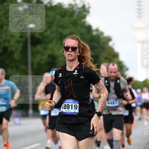 29.06.2025 - hella hamburg halbmarathon Dr. Thomas Lammeyer http://msf.ph/oto/8520153 29.06.2025 10:05:07 Kennedybrücke 1387, 1420, 1726, 2006, 2354, 2363, 2936, 3625, 3740, 3983, 4068, 4238, 4249, 4319, 4708, 5870, 6147, 6487, 6531, 6591, 6714, 6757, 6835, 6924, 7757, 7759, 7761, 8046, 8255, 8326, 8478, 8691, 8923, 9124, 9932, 10271, 10383, 10705 meine-sportfotos.de