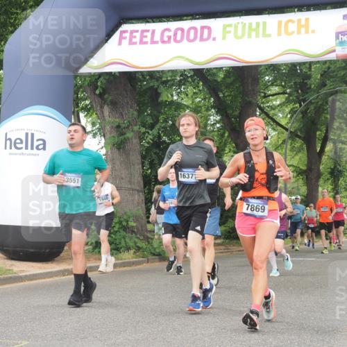 29.06.2025 - hella hamburg halbmarathon KatJ http://msf.ph/oto/8520199 29.06.2025 10:49:35 Zwischen KM18-KM19 1184, 1940, 2661, 4511, 7869 meine-sportfotos.de