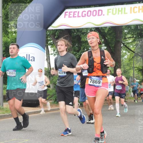 29.06.2025 - hella hamburg halbmarathon KatJ http://msf.ph/oto/8520227 29.06.2025 10:49:35 Zwischen KM18-KM19 1184, 1940, 2661, 4511, 7869 meine-sportfotos.de