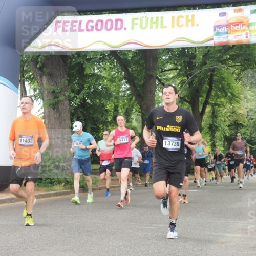 29.06.2025 - hella hamburg halbmarathon KatJ http://msf.ph/oto/8520404 29.06.2025 10:49:40 Zwischen KM18-KM19 1114, 1940, 4859, 6311, 7869 meine-sportfotos.de