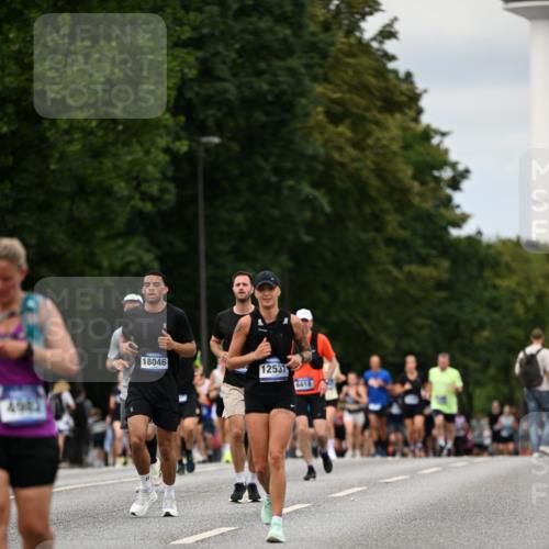 29.06.2025 - hella hamburg halbmarathon Dr. Thomas Lammeyer http://msf.ph/oto/8520576 29.06.2025 10:33:49 Kennedybrücke 1192, 1694, 1869, 2699, 3311, 3613, 4580, 4700, 4982, 5063, 5249, 5250, 5322, 6418, 7449, 8388, 8560, 10068, 10162, 11376 meine-sportfotos.de