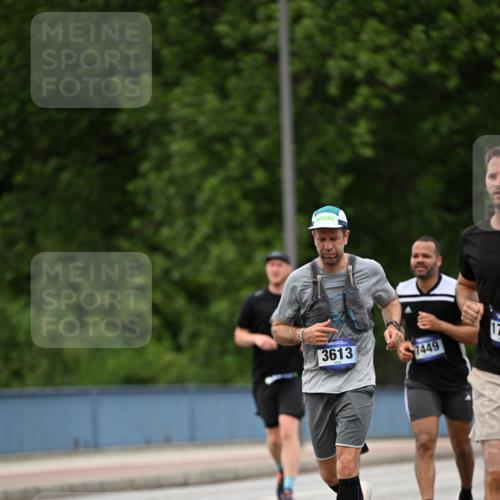 29.06.2025 - hella hamburg halbmarathon Dr. Thomas Lammeyer http://msf.ph/oto/8520667 29.06.2025 10:33:56 Kennedybrücke 1192, 1230, 1661, 1694, 1869, 2699, 2901, 3613, 4580, 4700, 4982, 5063, 5249, 5322, 6418, 6598, 7449, 8388, 10068, 10162, 10641, 11376 meine-sportfotos.de
