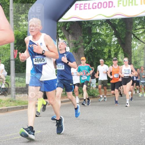 29.06.2025 - hella hamburg halbmarathon KatJ http://msf.ph/oto/8520873 29.06.2025 10:49:51 Zwischen KM18-KM19 1126, 1334, 1573, 1722, 1724, 1881, 3001, 4370, 4665, 5734, 8469 meine-sportfotos.de