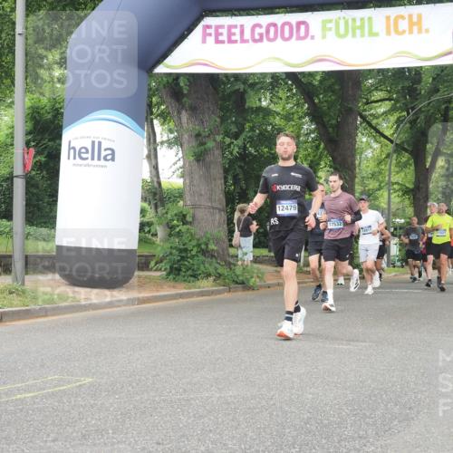 29.06.2025 - hella hamburg halbmarathon KatJ http://msf.ph/oto/8521248 29.06.2025 10:50:04 Zwischen KM18-KM19 1427, 1464, 2683, 7243 meine-sportfotos.de