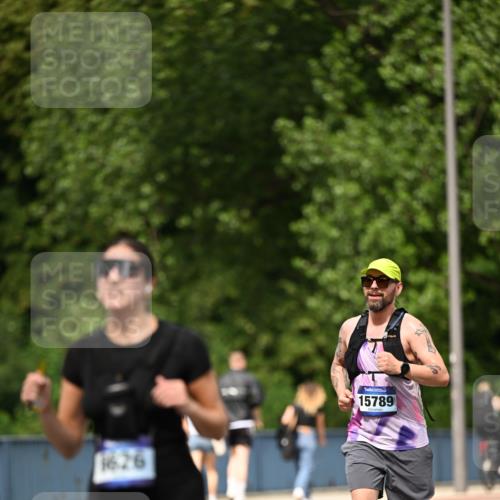 29.06.2025 - hella hamburg halbmarathon Dr. Thomas Lammeyer http://msf.ph/oto/8521710 29.06.2025 10:34:30 Kennedybrücke 1063, 2302, 3524, 3573, 4198, 4819, 6556, 6626, 7517, 8048, 9095, 9830, 10322, 10996 meine-sportfotos.de
