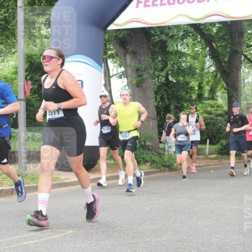 29.06.2025 - hella hamburg halbmarathon KatJ http://msf.ph/oto/8522361 29.06.2025 10:50:40 Zwischen KM18-KM19 2810, 3199, 3663, 4389, 5511, 8423 meine-sportfotos.de
