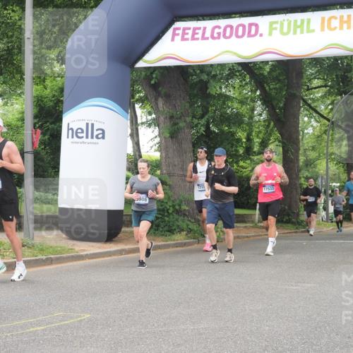 29.06.2025 - hella hamburg halbmarathon KatJ http://msf.ph/oto/8522376 29.06.2025 10:50:42 Zwischen KM18-KM19 2810, 3663, 4389, 5511, 8423 meine-sportfotos.de