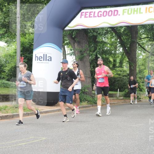 29.06.2025 - hella hamburg halbmarathon KatJ http://msf.ph/oto/8522410 29.06.2025 10:50:43 Zwischen KM18-KM19 2810, 4389, 5511, 8423 meine-sportfotos.de