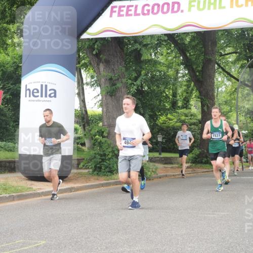 29.06.2025 - hella hamburg halbmarathon KatJ http://msf.ph/oto/8522536 29.06.2025 10:50:50 Zwischen KM18-KM19 1531, 4945, 6966 meine-sportfotos.de