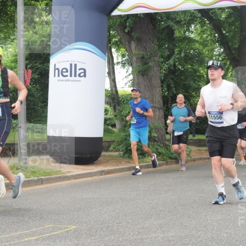 29.06.2025 - hella hamburg halbmarathon KatJ http://msf.ph/oto/8522716 29.06.2025 10:50:55 Zwischen KM18-KM19 1212, 1531, 4945 meine-sportfotos.de
