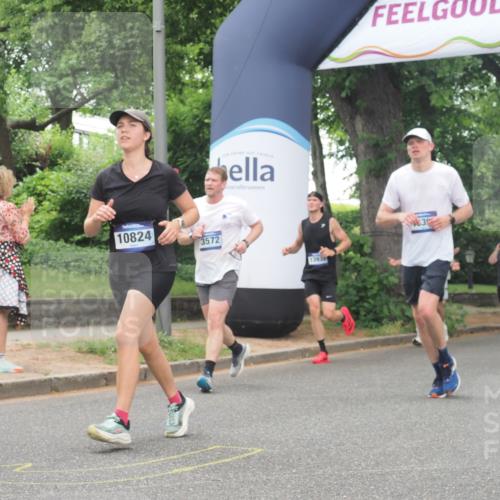 29.06.2025 - hella hamburg halbmarathon KatJ http://msf.ph/oto/8522990 29.06.2025 10:51:02 Zwischen KM18-KM19 1212, 1733, 1851, 2463, 3572, 4120, 4985, 5653, 7333 meine-sportfotos.de