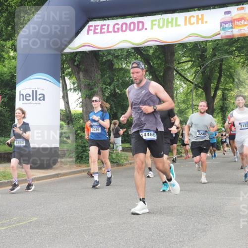 29.06.2025 - hella hamburg halbmarathon KatJ http://msf.ph/oto/8523634 29.06.2025 10:51:34 Zwischen KM18-KM19 1863, 3039, 3182, 3248, 5396, 7042 meine-sportfotos.de