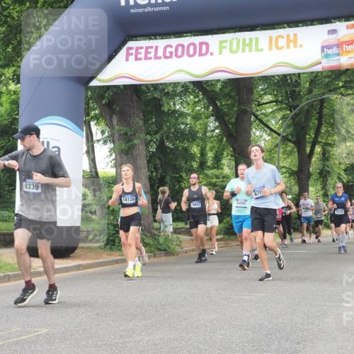 29.06.2025 - hella hamburg halbmarathon KatJ http://msf.ph/oto/8524567 29.06.2025 10:52:09 Zwischen KM18-KM19 1885, 2490, 4613, 6706, 7271, 7474 meine-sportfotos.de