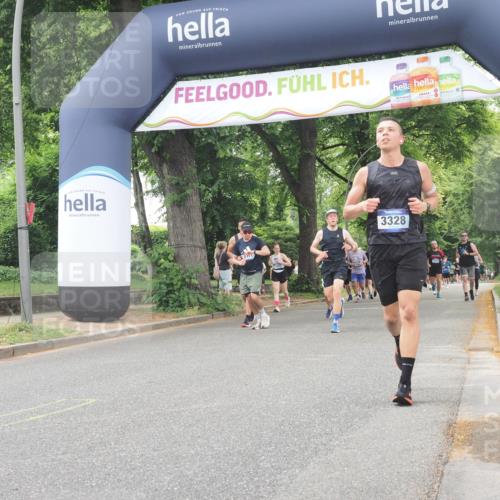 29.06.2025 - hella hamburg halbmarathon KatJ http://msf.ph/oto/8524805 29.06.2025 10:52:21 Zwischen KM18-KM19 1559, 2136, 3328, 4307, 6322, 7210, 7211, 7888, 8171 meine-sportfotos.de