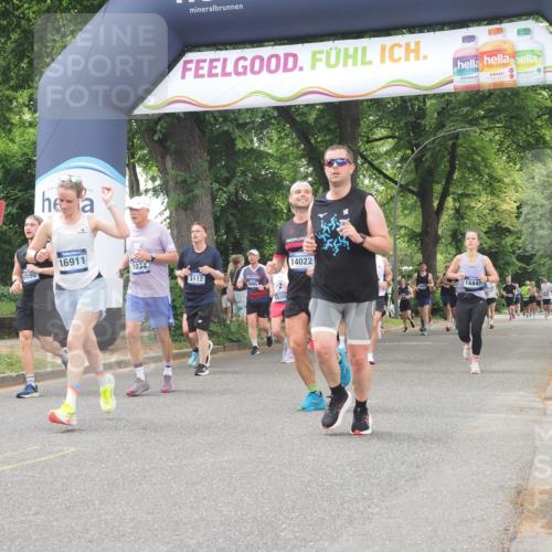 29.06.2025 - hella hamburg halbmarathon KatJ http://msf.ph/oto/8524936 29.06.2025 10:52:27 Zwischen KM18-KM19 1034, 1062, 3112, 3328, 5464, 7760, 8171, 8219 meine-sportfotos.de
