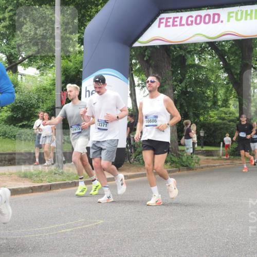 29.06.2025 - hella hamburg halbmarathon KatJ http://msf.ph/oto/8525174 29.06.2025 10:52:37 Zwischen KM18-KM19 7826 meine-sportfotos.de