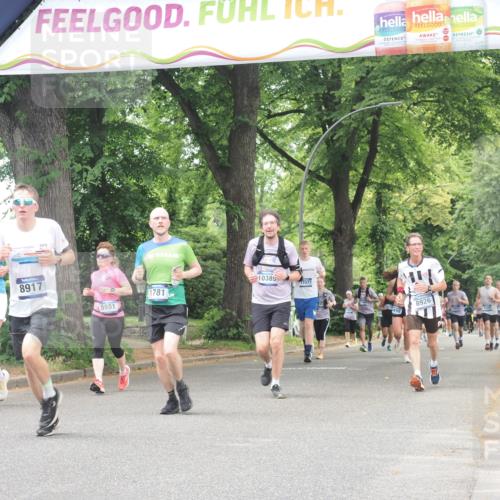 29.06.2025 - hella hamburg halbmarathon KatJ http://msf.ph/oto/8525653 29.06.2025 10:53:03 Zwischen KM18-KM19 1249, 1781, 5951, 6489, 8402 meine-sportfotos.de
