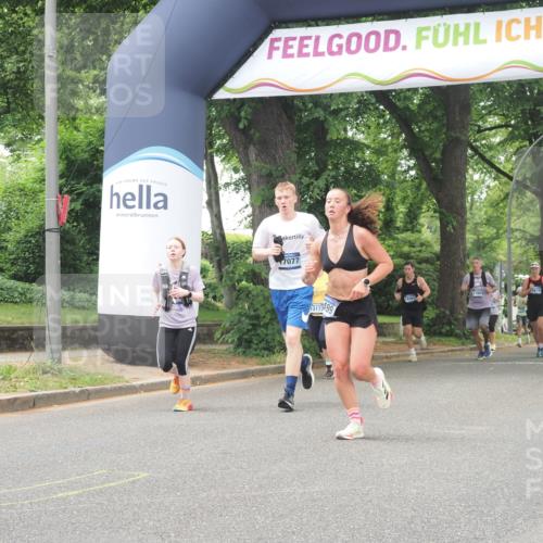 29.06.2025 - hella hamburg halbmarathon KatJ http://msf.ph/oto/8525761 29.06.2025 10:53:07 Zwischen KM18-KM19 1781, 4227, 4499, 5951, 8402 meine-sportfotos.de