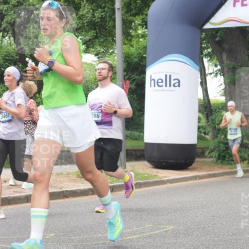 29.06.2025 - hella hamburg halbmarathon KatJ http://msf.ph/oto/8525881 29.06.2025 10:53:15 Zwischen KM18-KM19 1790, 3461, 4227, 4286, 4322, 4782 meine-sportfotos.de