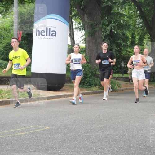 29.06.2025 - hella hamburg halbmarathon KatJ http://msf.ph/oto/8526479 29.06.2025 10:53:47 Zwischen KM18-KM19 1329, 2868, 3630, 5431 meine-sportfotos.de