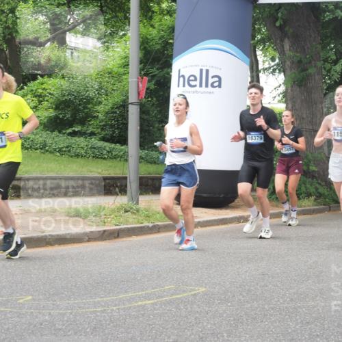 29.06.2025 - hella hamburg halbmarathon KatJ http://msf.ph/oto/8526514 29.06.2025 10:53:48 Zwischen KM18-KM19 1329, 2868, 3630, 4532, 5431 meine-sportfotos.de