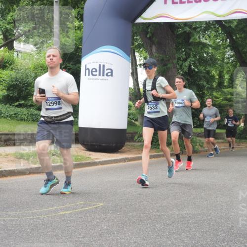 29.06.2025 - hella hamburg halbmarathon KatJ http://msf.ph/oto/8526569 29.06.2025 10:53:51 Zwischen KM18-KM19 2868, 3630, 4532, 5431 meine-sportfotos.de