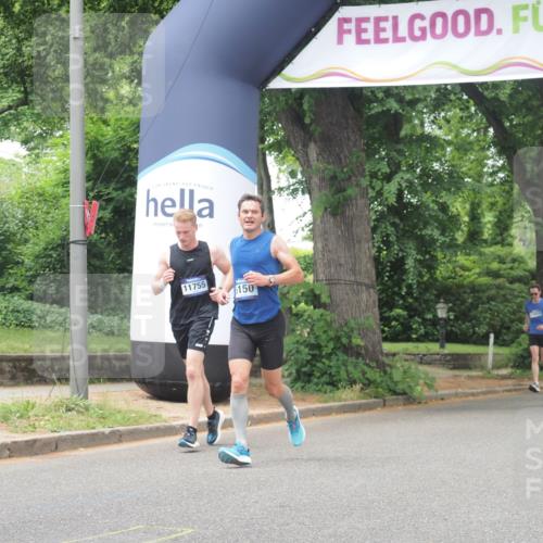 29.06.2025 - hella hamburg halbmarathon KatJ http://msf.ph/oto/8526733 29.06.2025 10:53:57 Zwischen KM18-KM19 1866, 5150 meine-sportfotos.de
