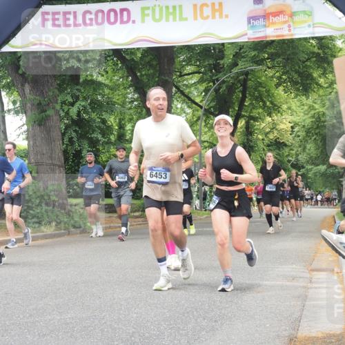 29.06.2025 - hella hamburg halbmarathon KatJ http://msf.ph/oto/8526799 29.06.2025 10:54:01 Zwischen KM18-KM19 3062, 3225, 4066, 5150, 6453 meine-sportfotos.de