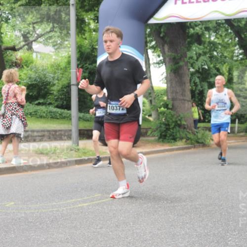 29.06.2025 - hella hamburg halbmarathon KatJ http://msf.ph/oto/8527479 29.06.2025 10:54:45 Zwischen KM18-KM19 4169, 4666, 5762, 6517, 7685 meine-sportfotos.de