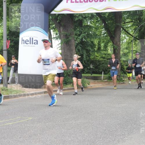 29.06.2025 - hella hamburg halbmarathon KatJ http://msf.ph/oto/8527967 29.06.2025 10:55:13 Zwischen KM18-KM19 5232, 7846 meine-sportfotos.de