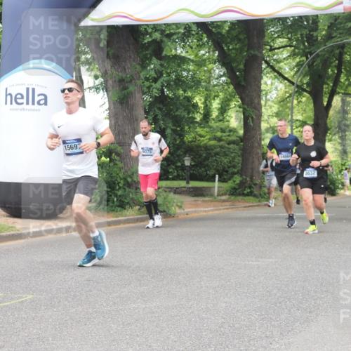 29.06.2025 - hella hamburg halbmarathon KatJ http://msf.ph/oto/8528258 29.06.2025 10:55:31 Zwischen KM18-KM19 4492, 8147, 8632 meine-sportfotos.de