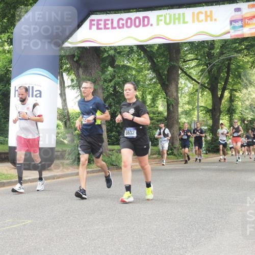 29.06.2025 - hella hamburg halbmarathon KatJ http://msf.ph/oto/8528316 29.06.2025 10:55:33 Zwischen KM18-KM19 4492, 8632 meine-sportfotos.de